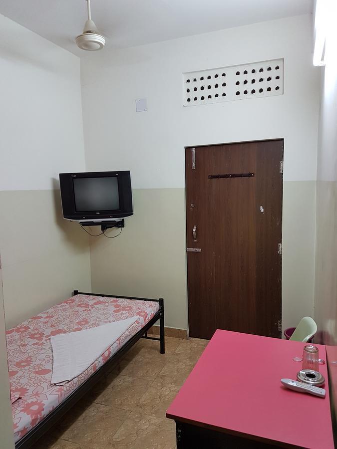 Hotel Rajdhani Bhubaneswar Exterior foto